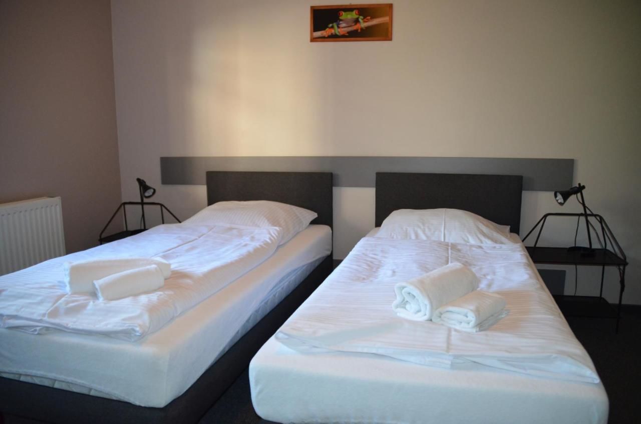 Отель Hotel Tenis Chrząstowice-16