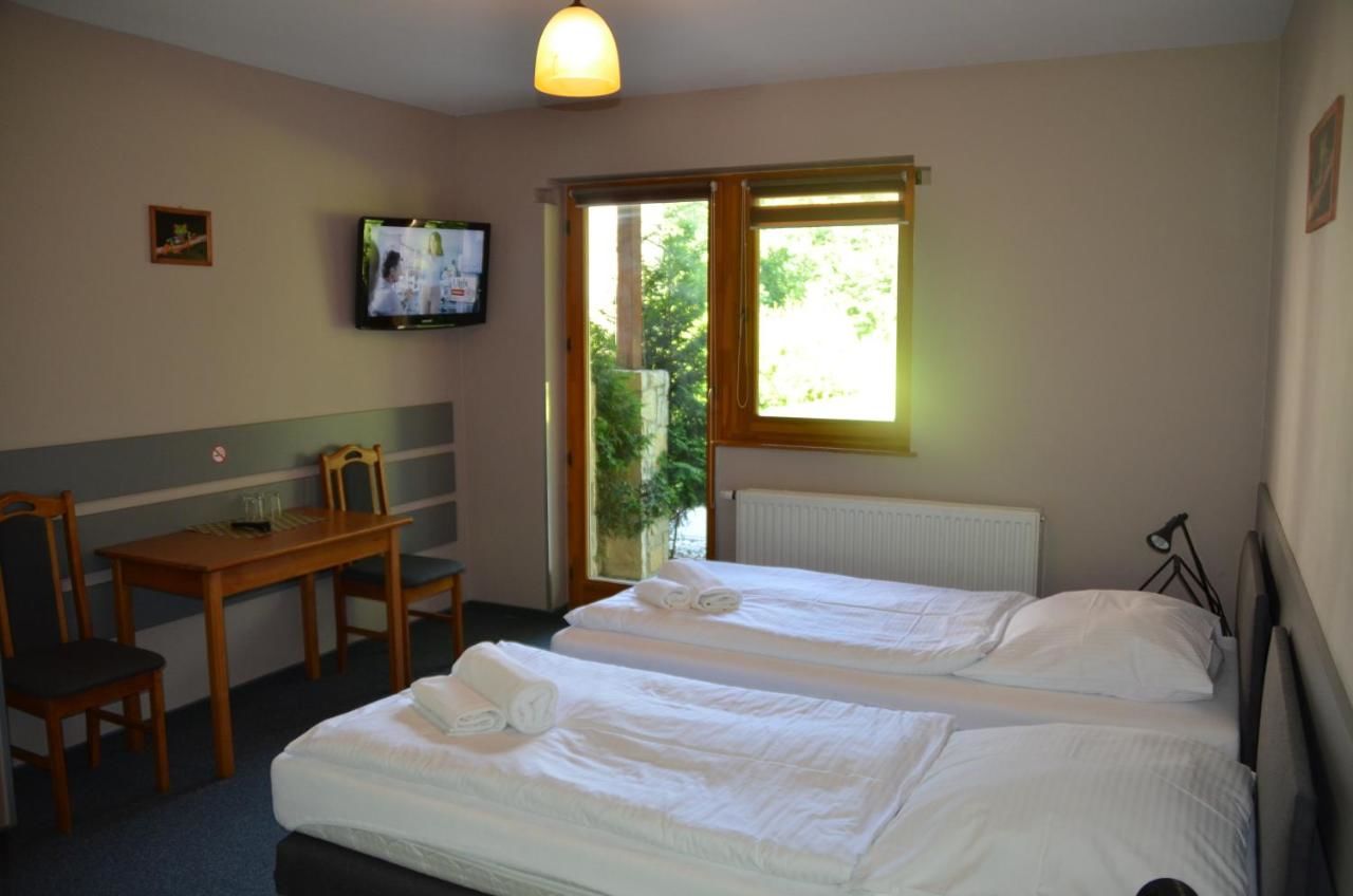 Отель Hotel Tenis Chrząstowice-19