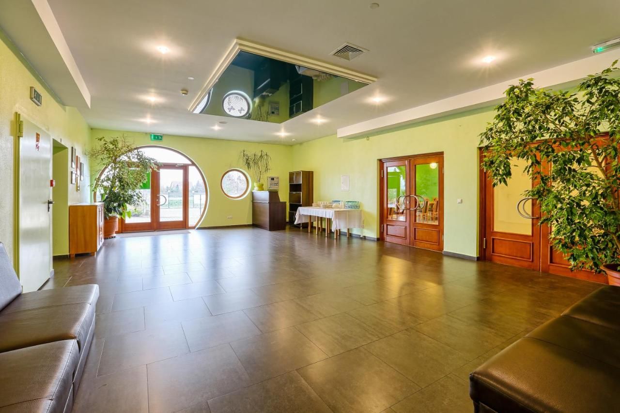 Отель Hotel Tenis Chrząstowice-25
