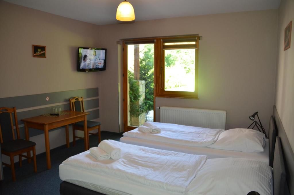 Отель Hotel Tenis Chrząstowice-43